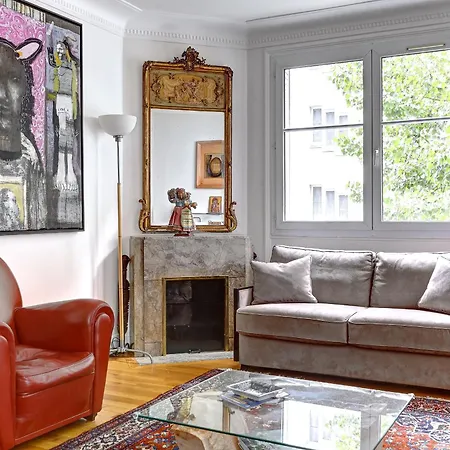 116 - 15eme Elegant Pied-a-terre De 80m2 Апартаменты