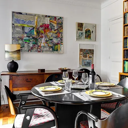 116 - 15eme Elegant Pied-a-terre De 80m2 * Париж